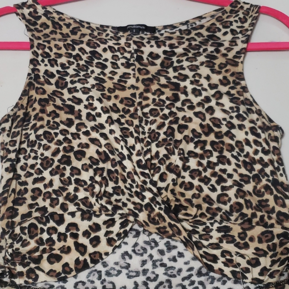 Cheetah print croptop